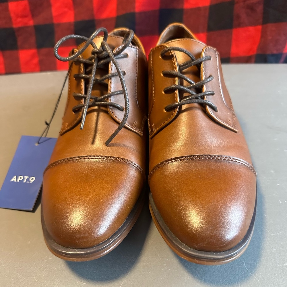 Men’s Apt.9 Dress Shoes Size 7.5M